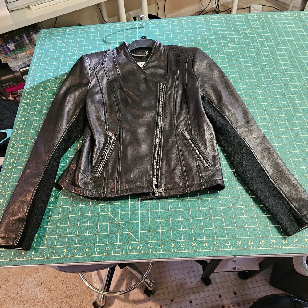 Calvin Klein Genuine Leather Moto Jacket with Knit Underarm Sleeve Panel, M